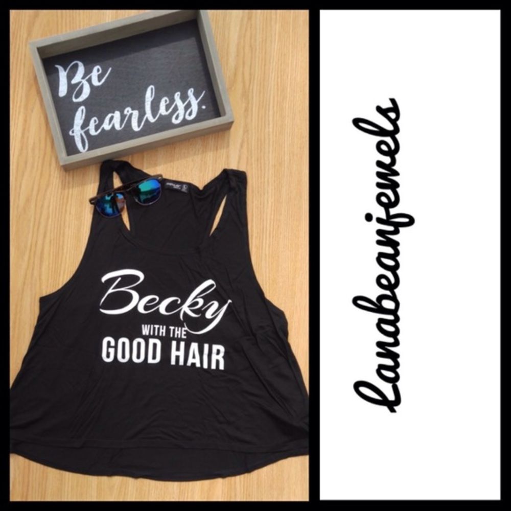 Black scoop neck tank!!